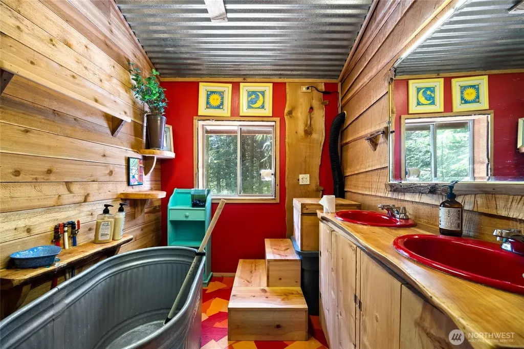 350 Cheetah Lane Sedro Woolley WA 98284