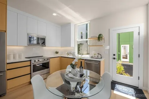 2805 S Charles Street S Seattle WA 98144