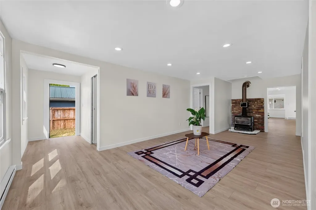 303 Lincoln Street Everson WA 98247