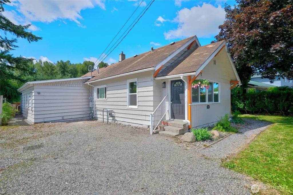303 Lincoln Street Everson WA 98247