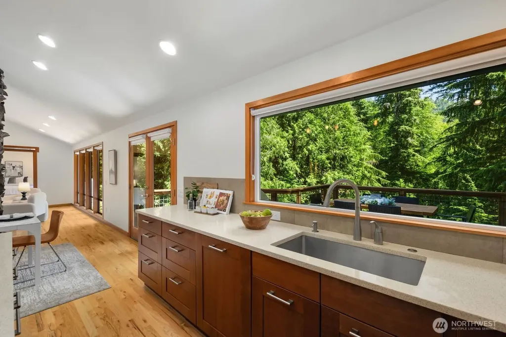 15826 266th Avenue SE Issaquah WA 98027