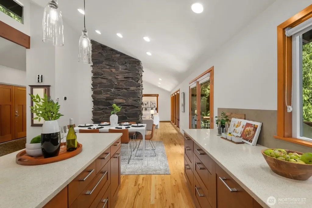 15826 266th Avenue SE Issaquah WA 98027
