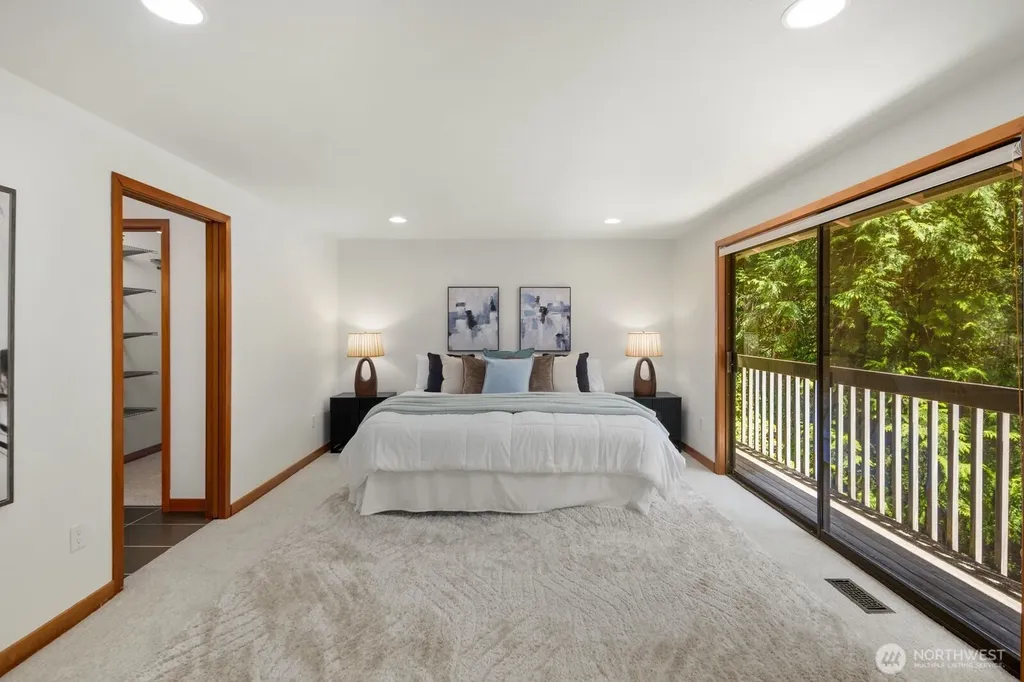 15826 266th Avenue SE Issaquah WA 98027