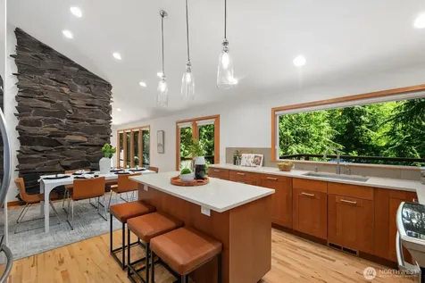 15826 266th Avenue SE Issaquah WA 98027