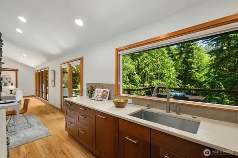 15826 266th Avenue SE Issaquah WA 98027