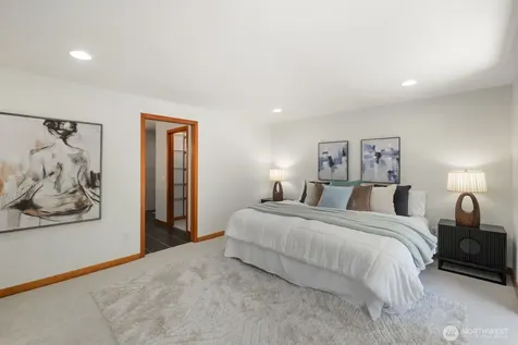 15826 266th Avenue SE Issaquah WA 98027