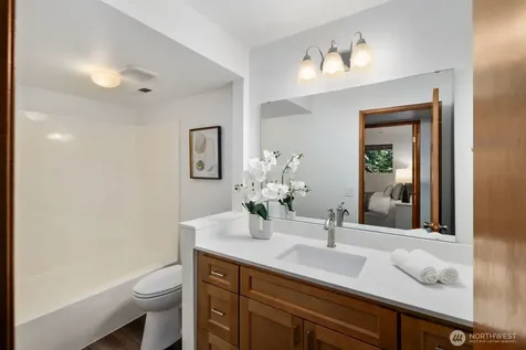 15826 266th Avenue SE Issaquah WA 98027