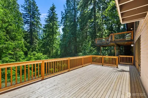 15826 266th Avenue SE Issaquah WA 98027