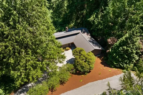 15826 266th Avenue SE Issaquah WA 98027