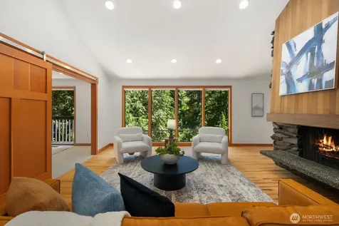 15826 266th Avenue SE Issaquah WA 98027