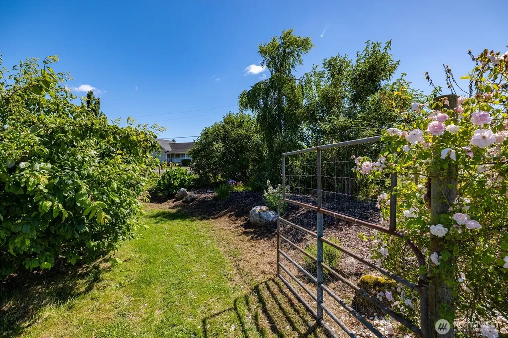 13187 Rector Road Mount Vernon WA 98273