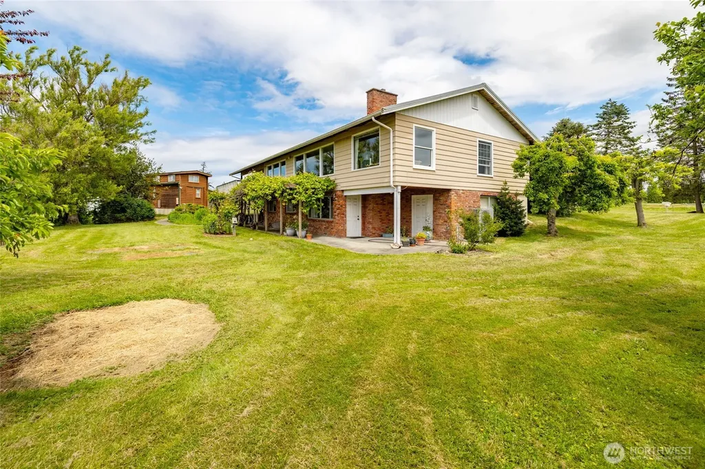 13187 Rector Road Mount Vernon WA 98273