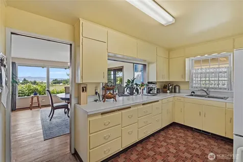 13187 Rector Road Mount Vernon WA 98273