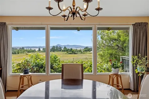13187 Rector Road Mount Vernon WA 98273