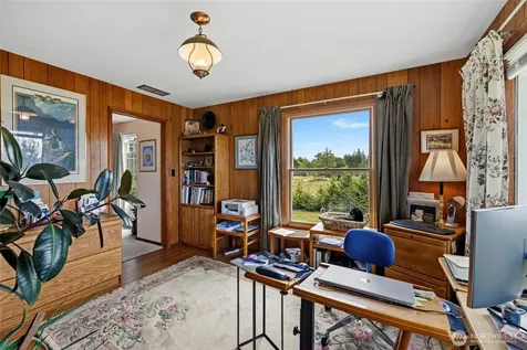 13187 Rector Road Mount Vernon WA 98273