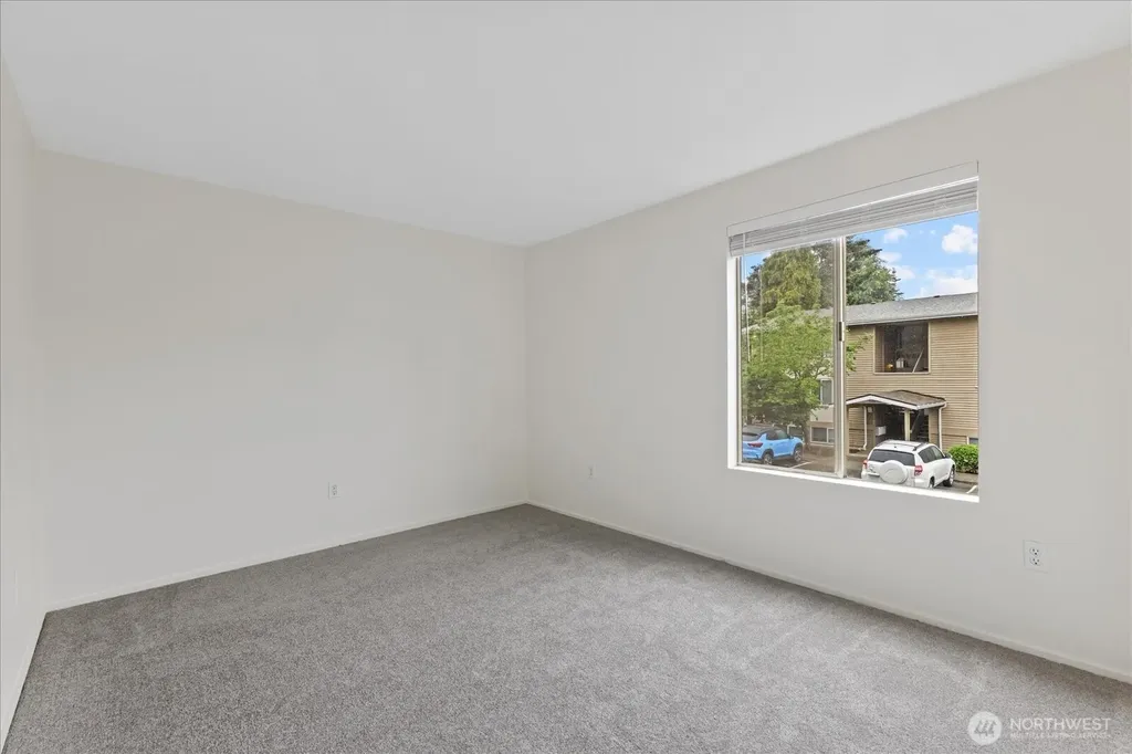 11006 NE 68th Street Kirkland WA 98033