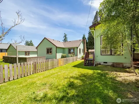 1103 E 71st Street Tacoma WA 98404