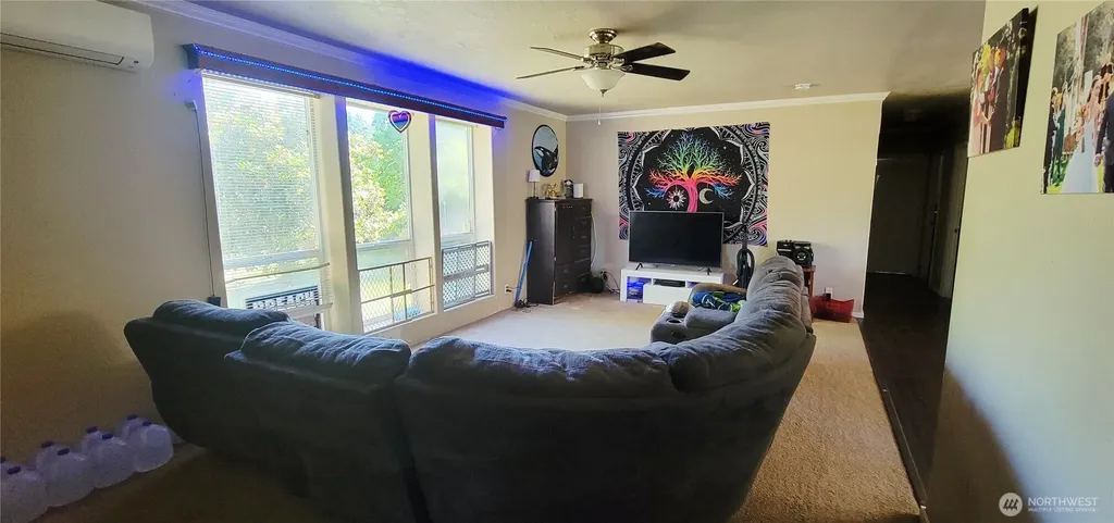 40 SE Foxglove Avenue Shelton WA 98584