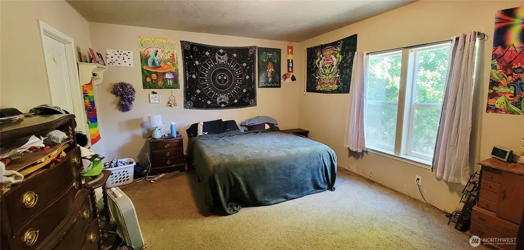 40 SE Foxglove Avenue Shelton WA 98584