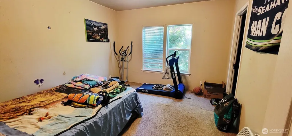 40 SE Foxglove Avenue Shelton WA 98584