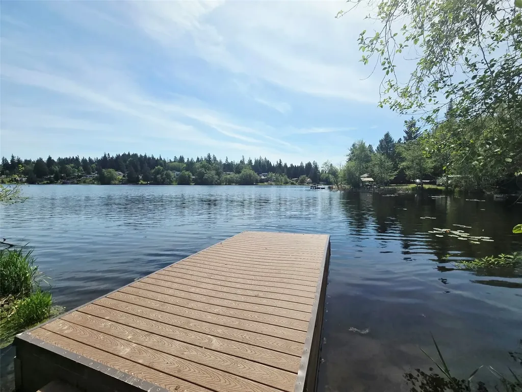 40 SE Foxglove Avenue Shelton WA 98584