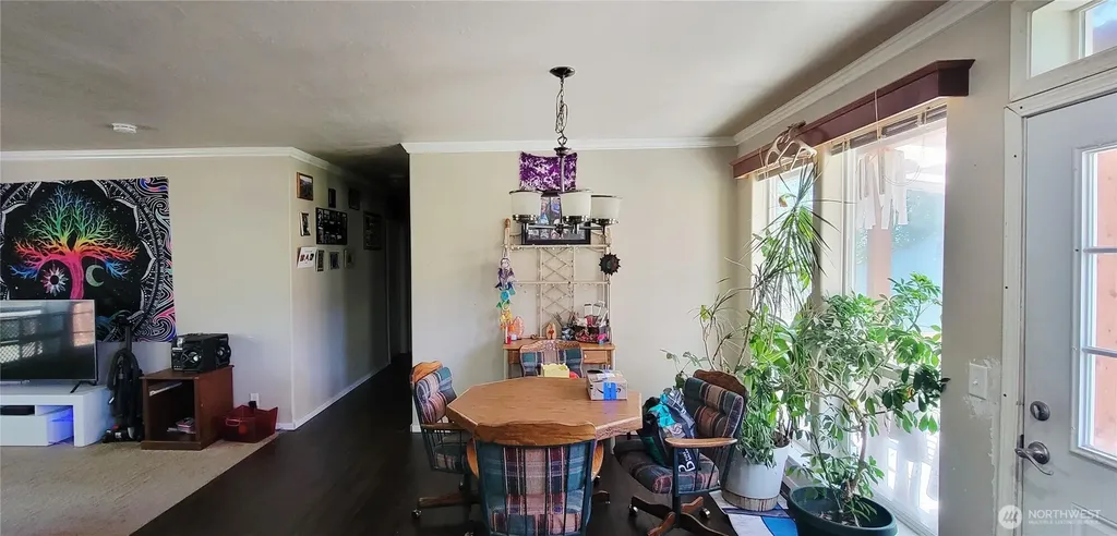 40 SE Foxglove Avenue Shelton WA 98584