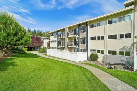 12700 NE 8th Street Bellevue WA 98005