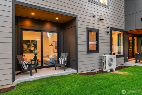 15019 SE 16th Street Bellevue WA 98007