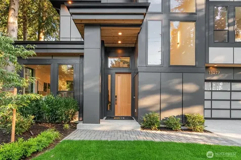 15019 SE 16th Street Bellevue WA 98007