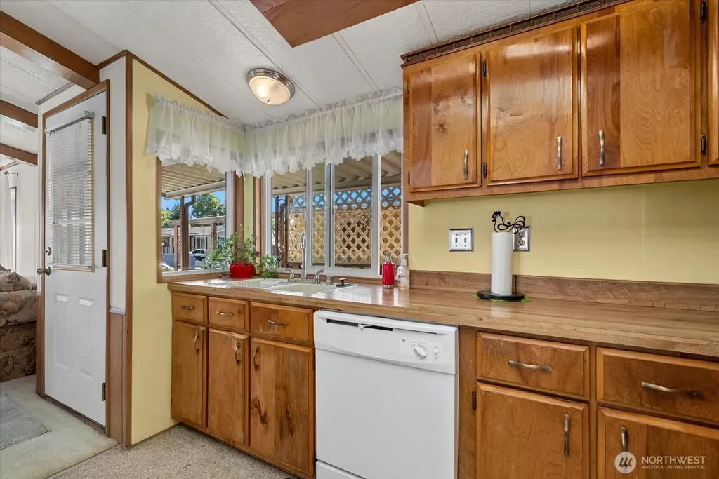 2725 E Fir Street Mount Vernon WA 98273