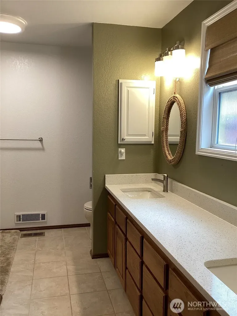 5212 103rd Street SW Mukilteo WA 98275