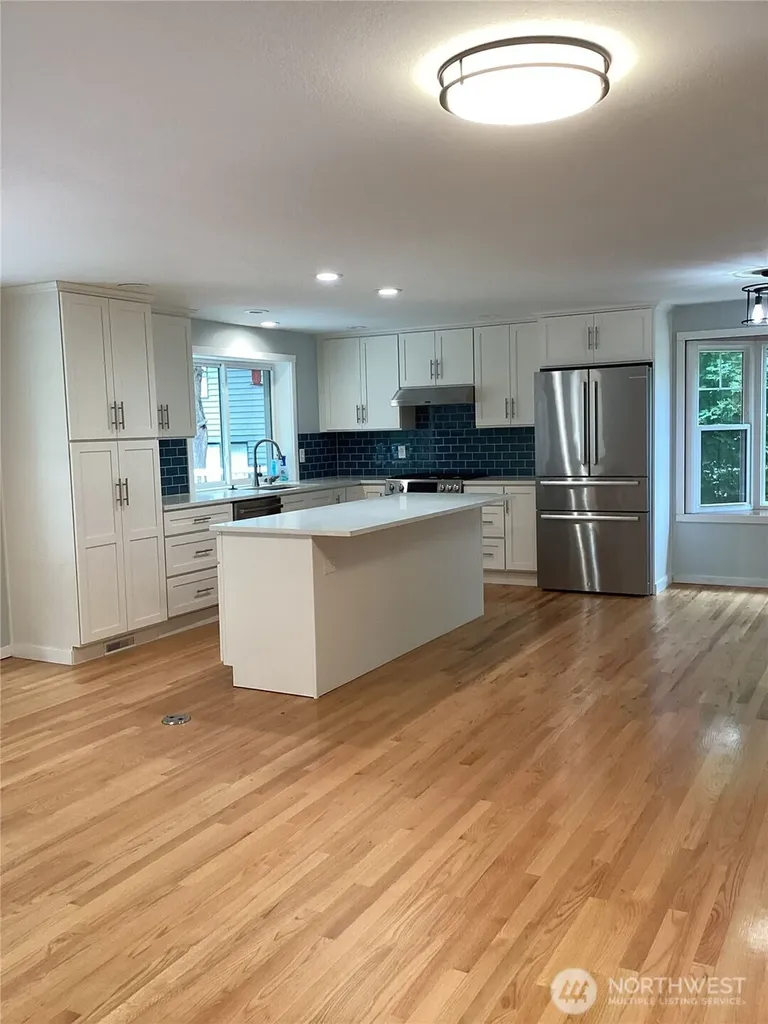 5212 103rd Street SW Mukilteo WA 98275