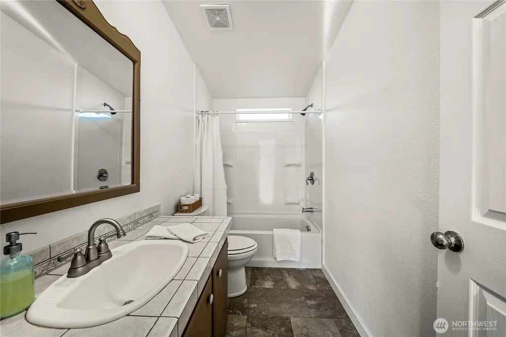 101 Faun Rae Lane Chehalis WA 98532