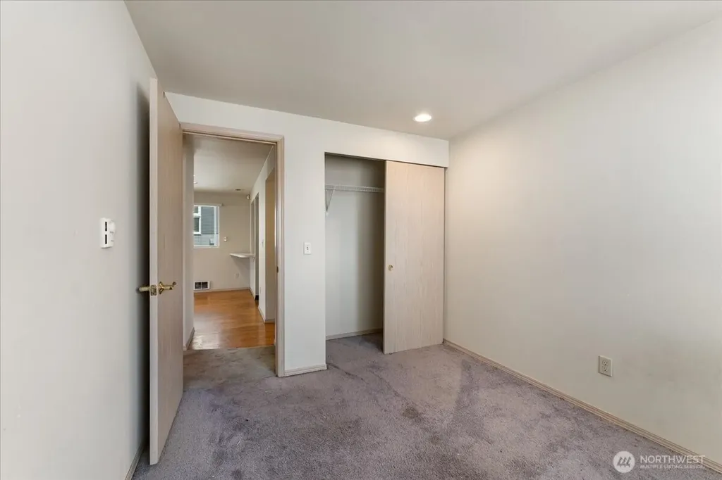917 28th Avenue S Seattle WA 98144