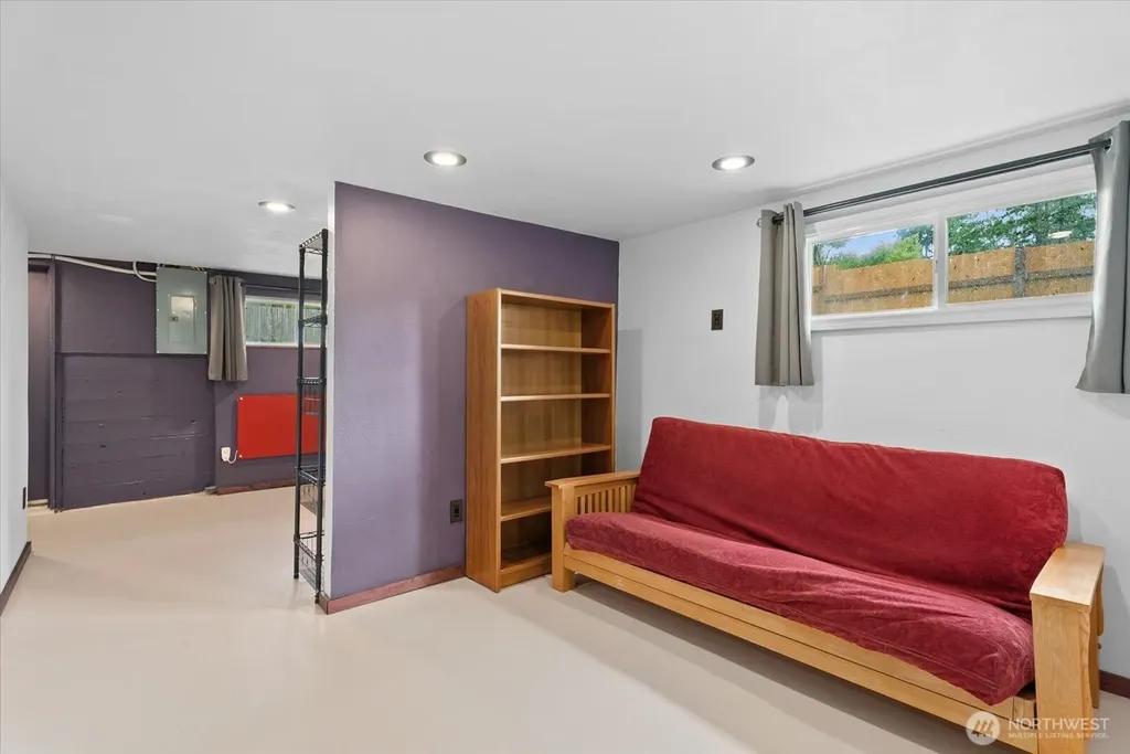 8724 16th Avenue SW Seattle WA 98106