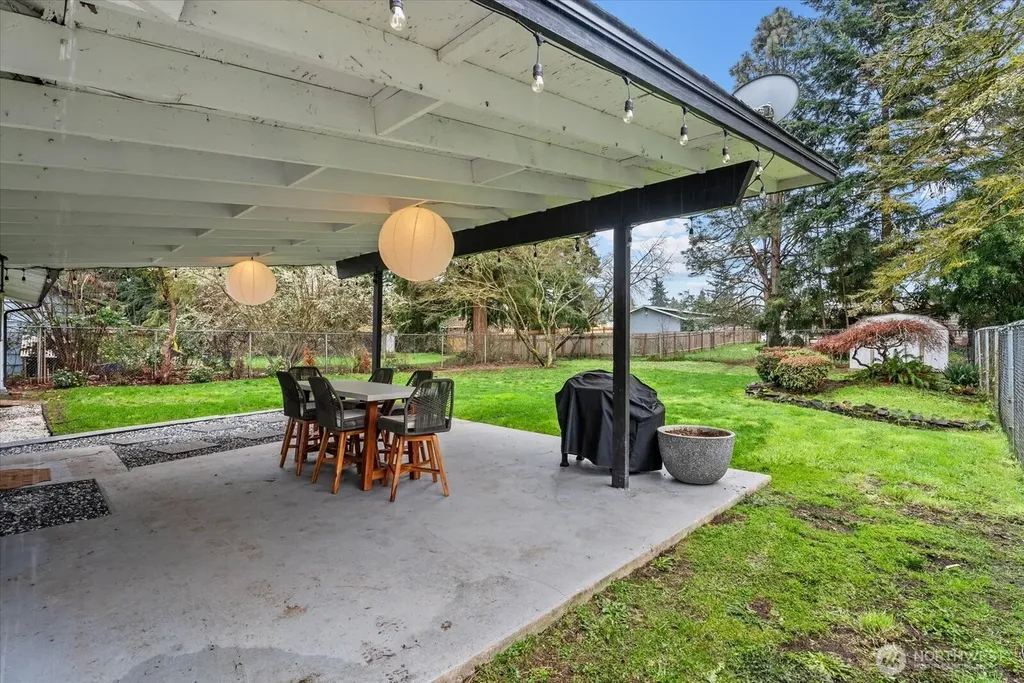 606 25th Street SE Auburn WA 98002