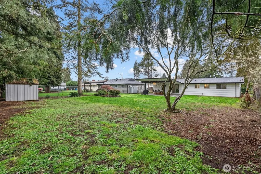 606 25th Street SE Auburn WA 98002