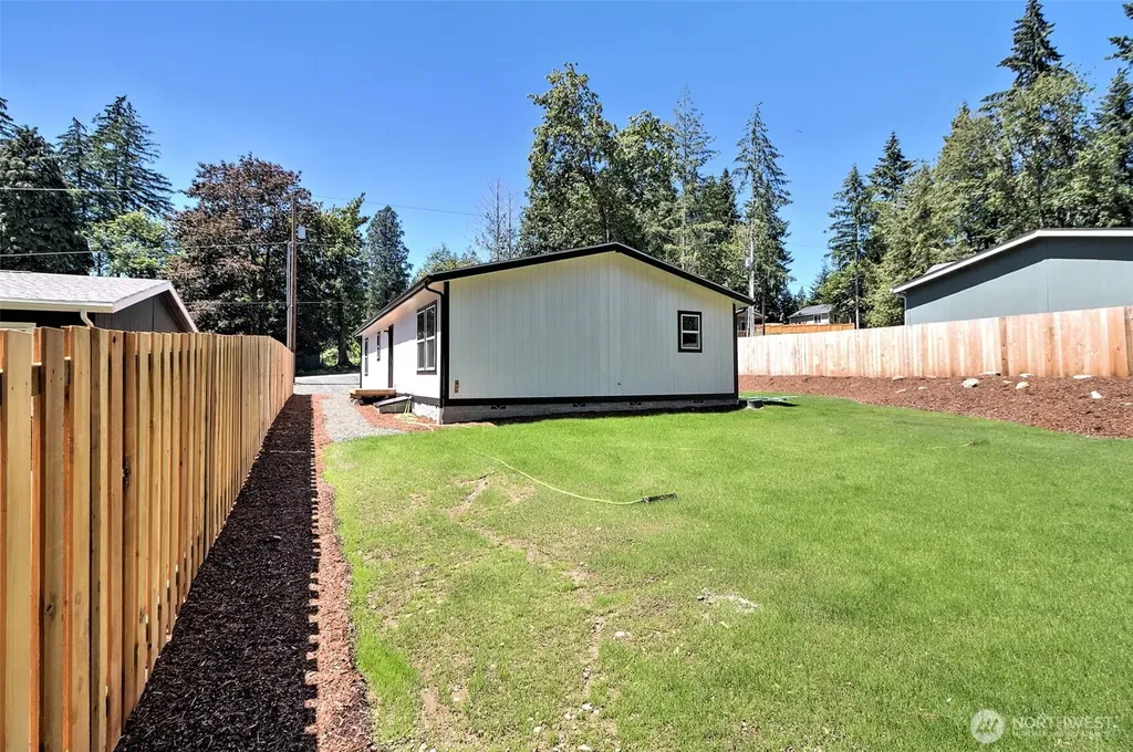 111 E Ashwood Lane Shelton WA 98584