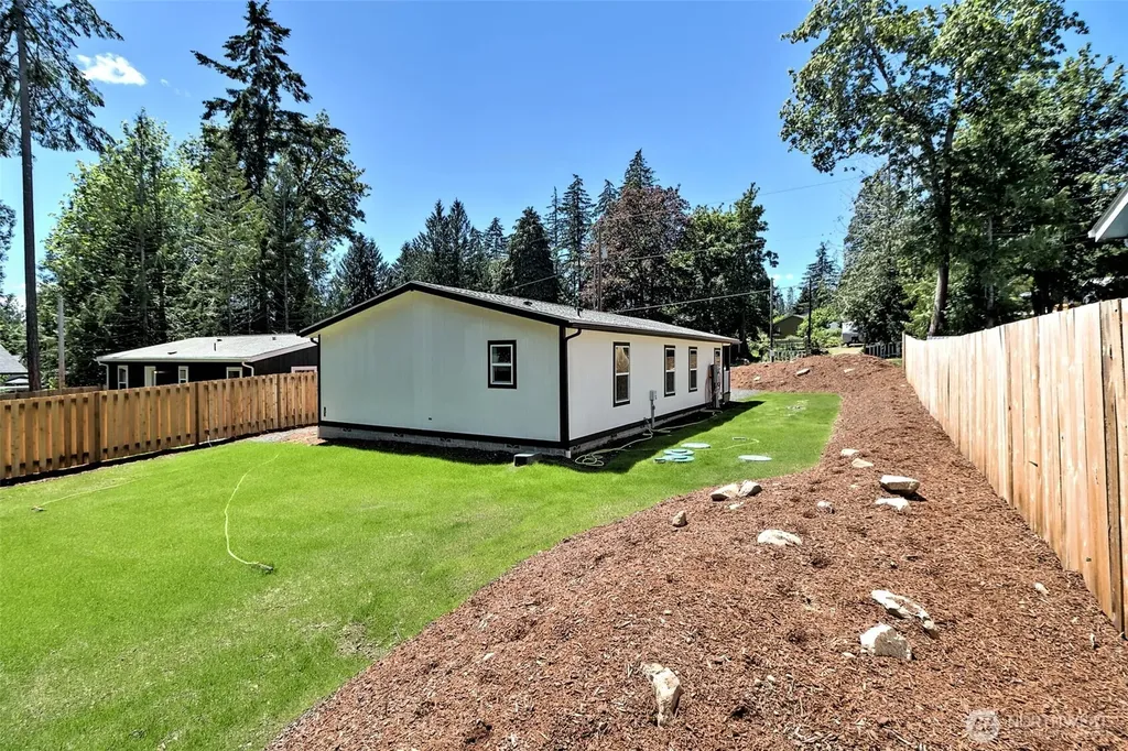 111 E Ashwood Lane Shelton WA 98584