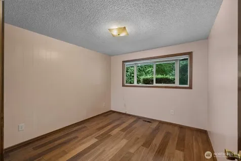 1989 Canterbury Place SW Olympia WA 98512