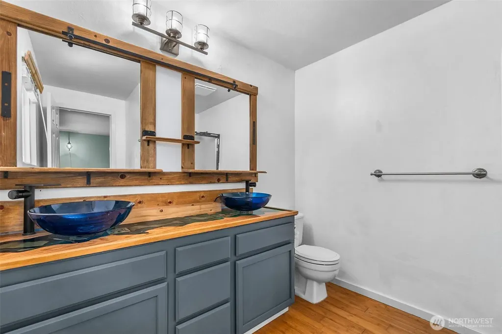 4101 Arbor Drive SE Lacey WA 98503