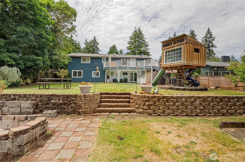 210 Shadow Lane NE Olympia WA 98506