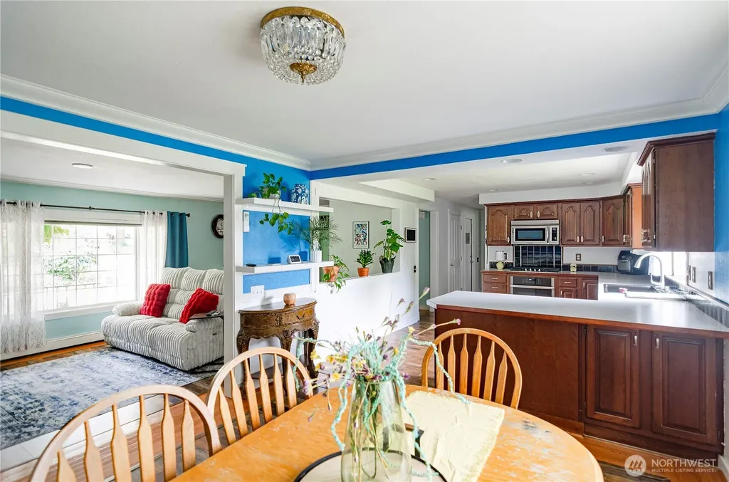 210 Shadow Lane NE Olympia WA 98506