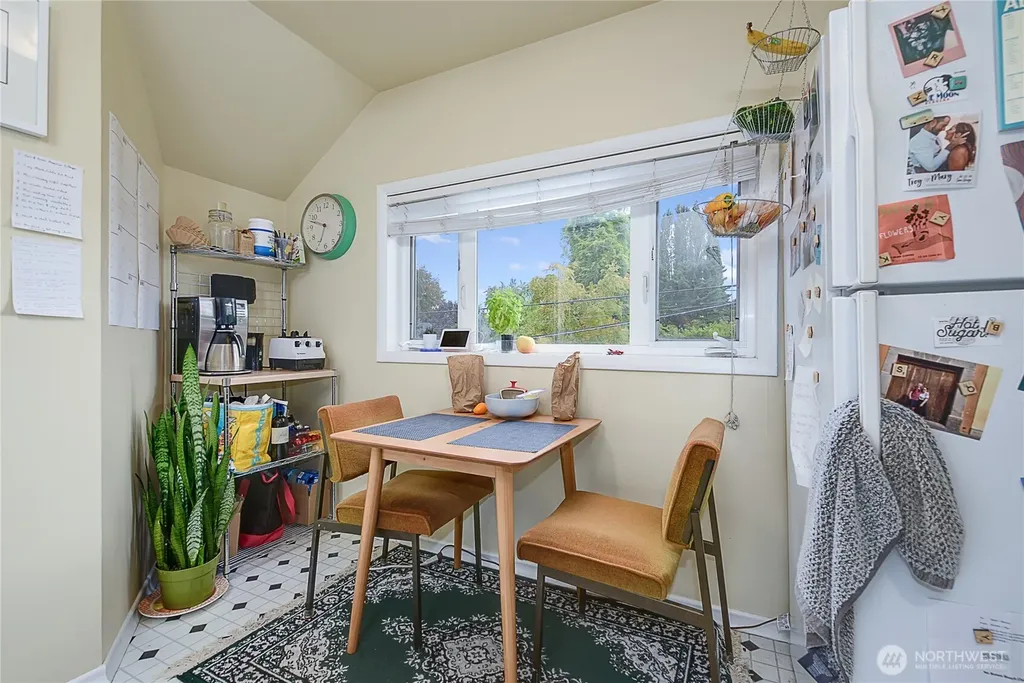 910 E Prospect Street Seattle WA 98102