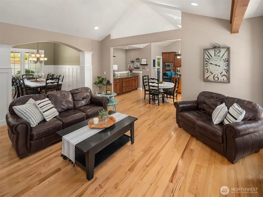 2312 NE Solar View Court Poulsbo WA 98370