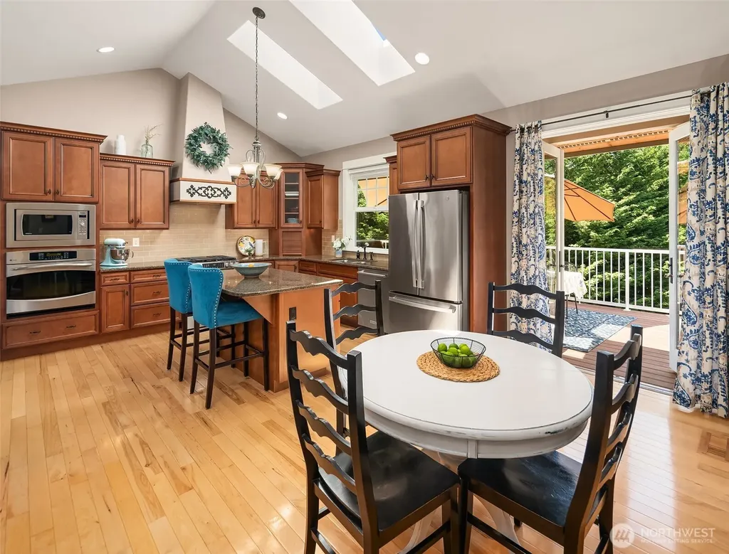 2312 NE Solar View Court Poulsbo WA 98370