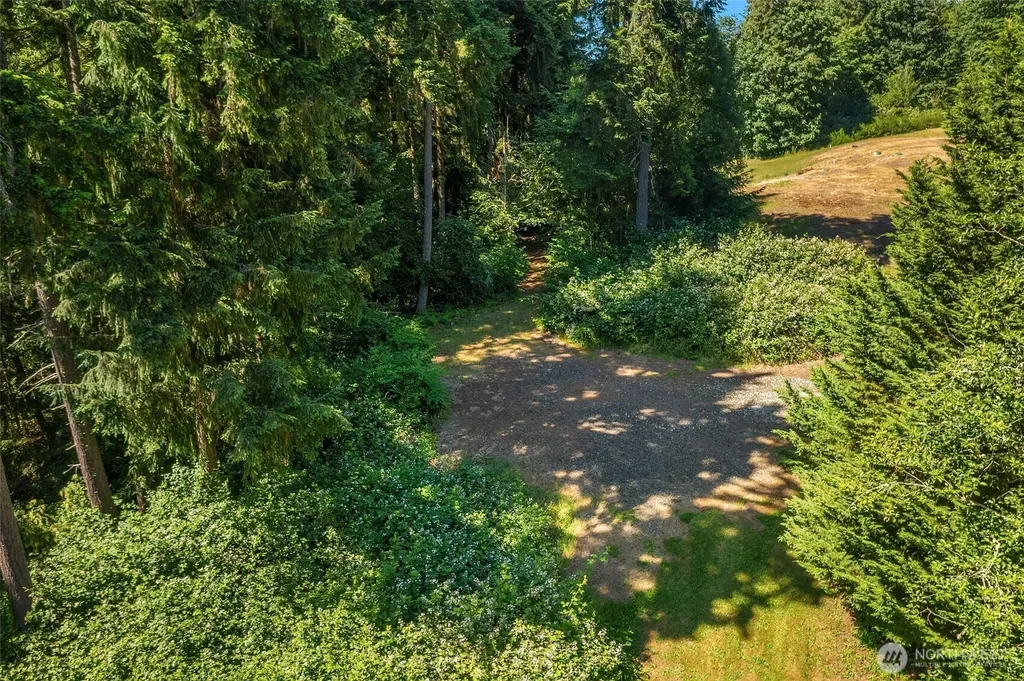 2312 NE Solar View Court Poulsbo WA 98370