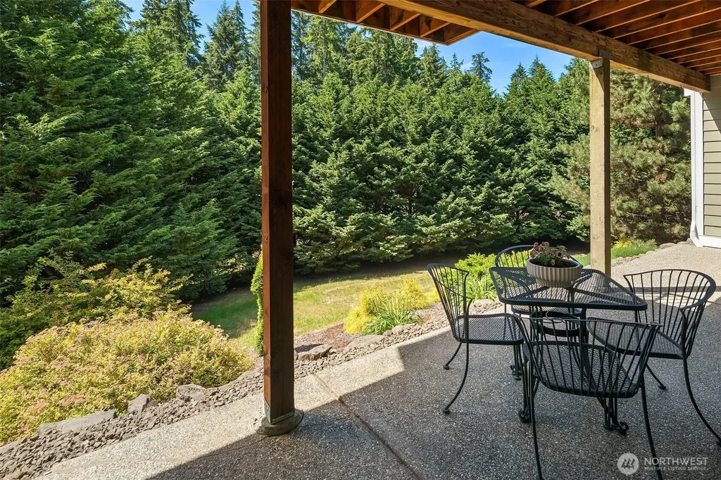 2312 NE Solar View Court Poulsbo WA 98370