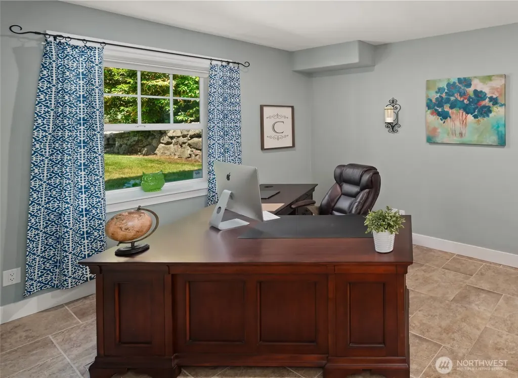 2312 NE Solar View Court Poulsbo WA 98370