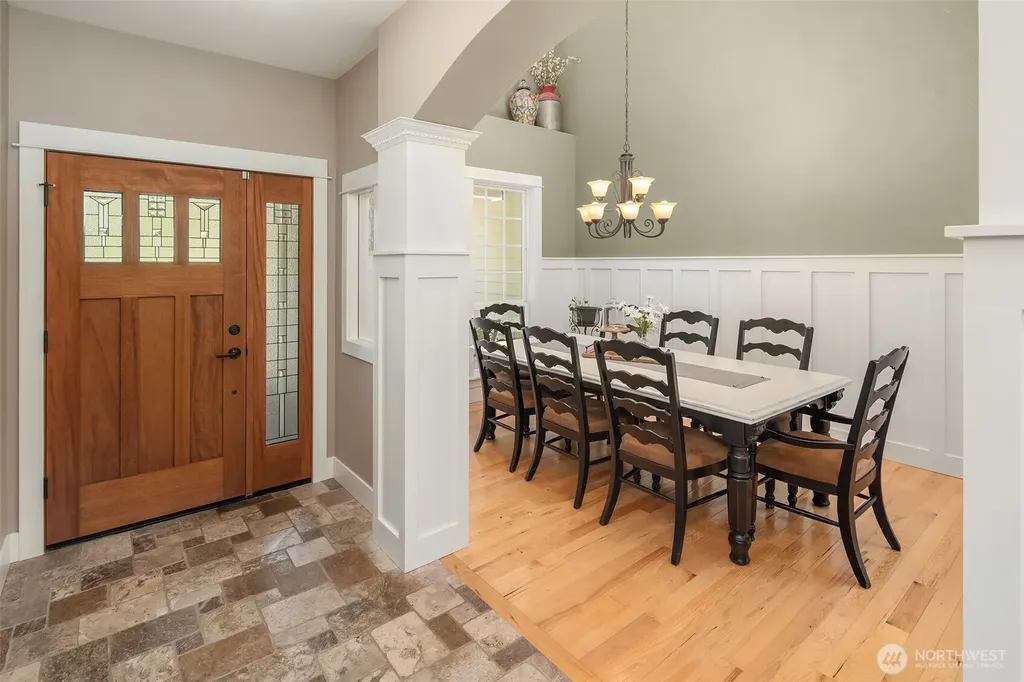 2312 NE Solar View Court Poulsbo WA 98370